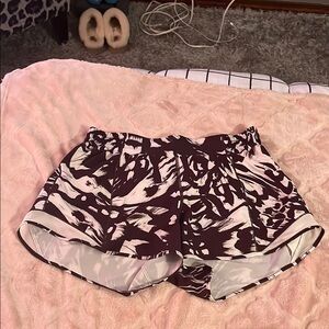 Lululemon hotty hot shorts